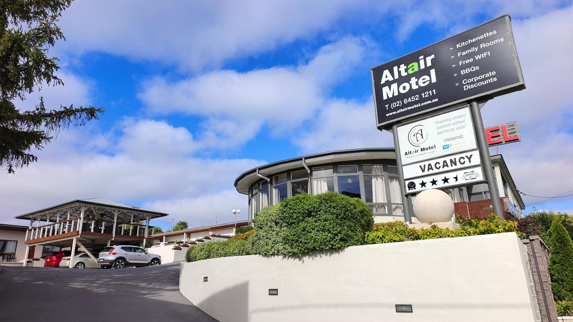 Altair Motel Кума Екстер'єр фото